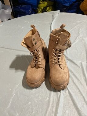 Women's Tan Suede Lug Sole Ankle Booties 1094